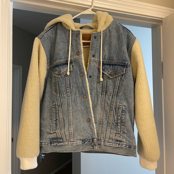 LEVIS Jean/Fur Jacket - Picture 1 of 5